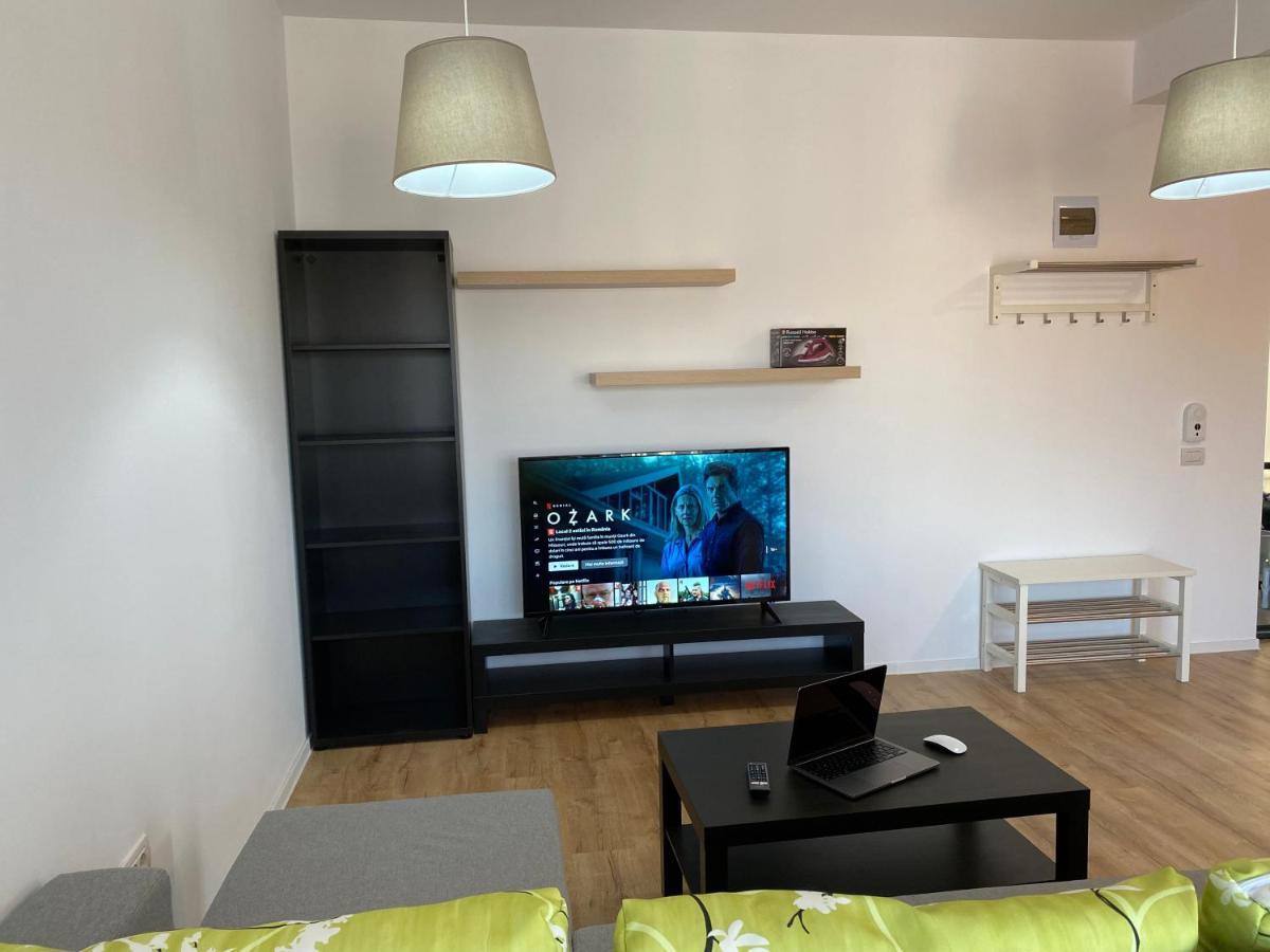 Glam Apartments Lipatti Near Iulius Mall And City Center تيميشورا المظهر الخارجي الصورة