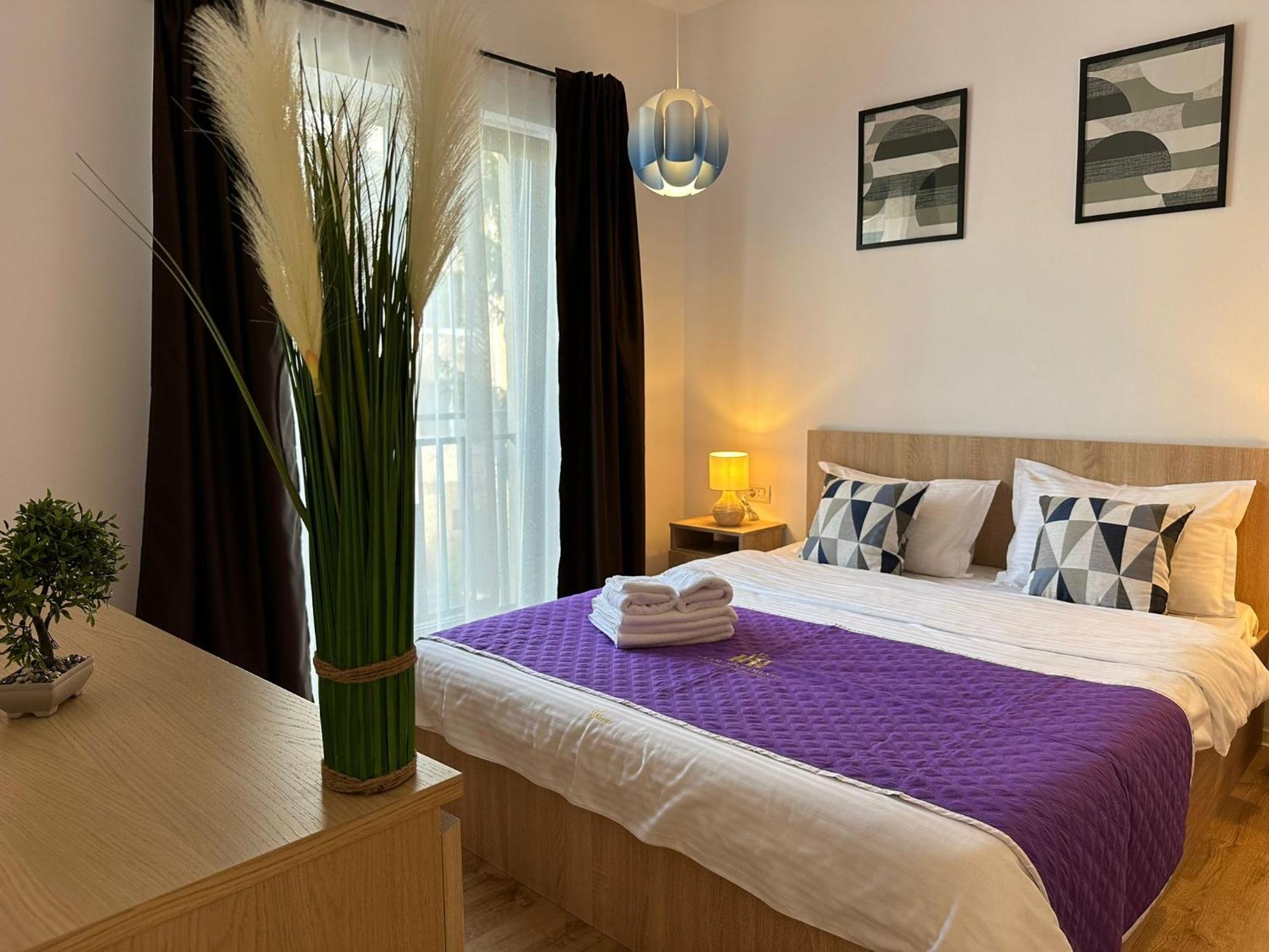 Glam Apartments Lipatti Near Iulius Mall And City Center تيميشورا المظهر الخارجي الصورة