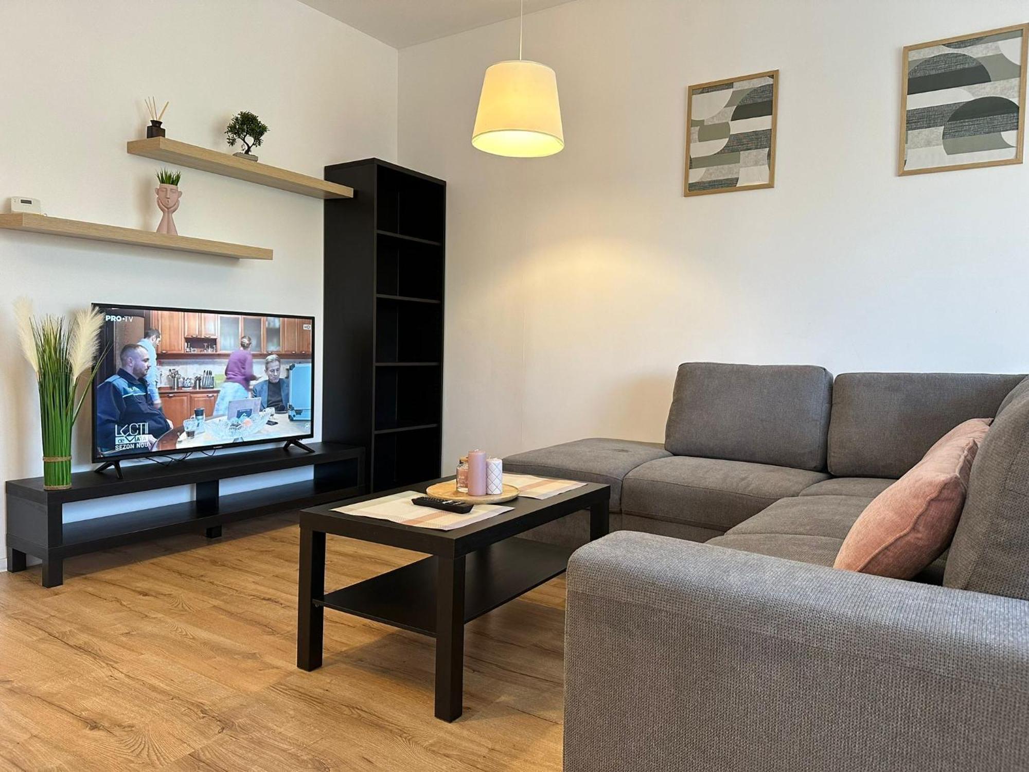 Glam Apartments Lipatti Near Iulius Mall And City Center تيميشورا المظهر الخارجي الصورة