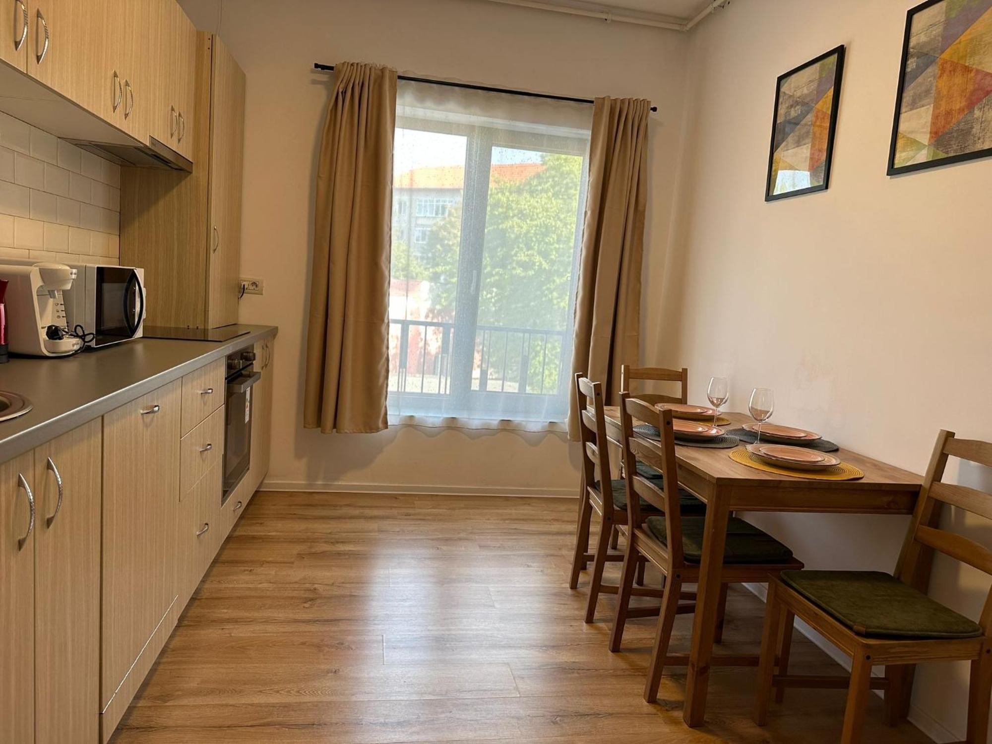 Glam Apartments Lipatti Near Iulius Mall And City Center تيميشورا المظهر الخارجي الصورة