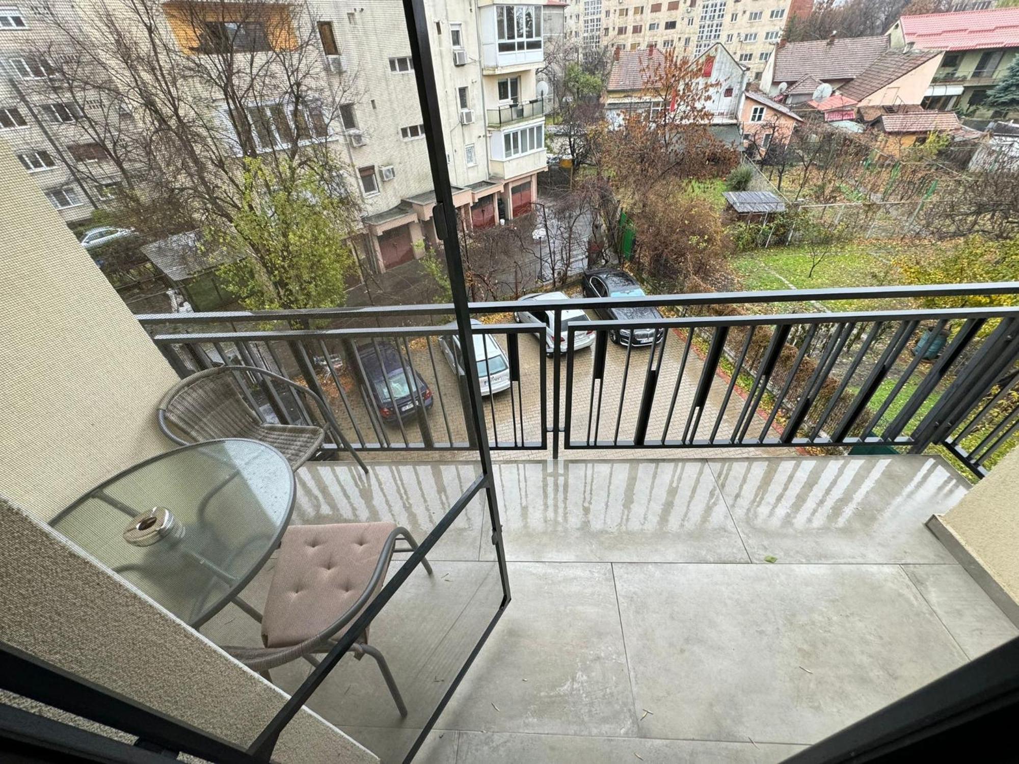 Glam Apartments Lipatti Near Iulius Mall And City Center تيميشورا المظهر الخارجي الصورة