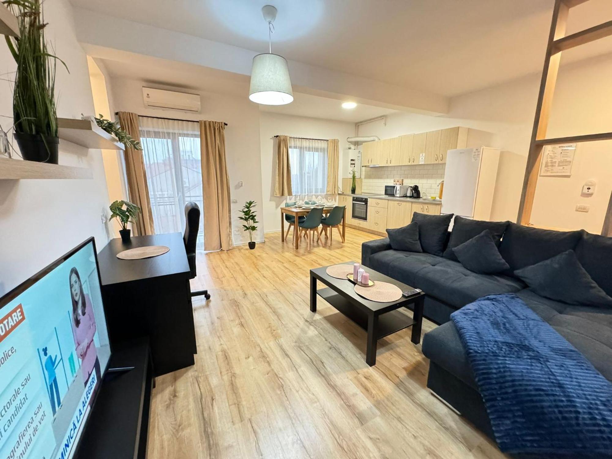 Glam Apartments Lipatti Near Iulius Mall And City Center تيميشورا المظهر الخارجي الصورة