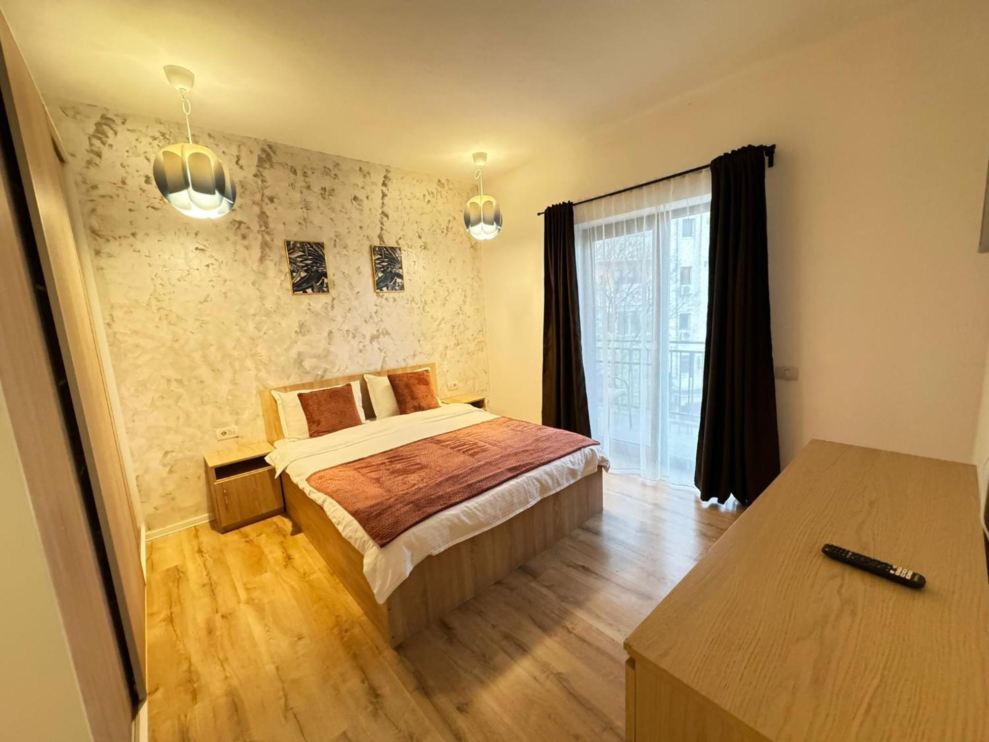 Glam Apartments Lipatti Near Iulius Mall And City Center تيميشورا المظهر الخارجي الصورة